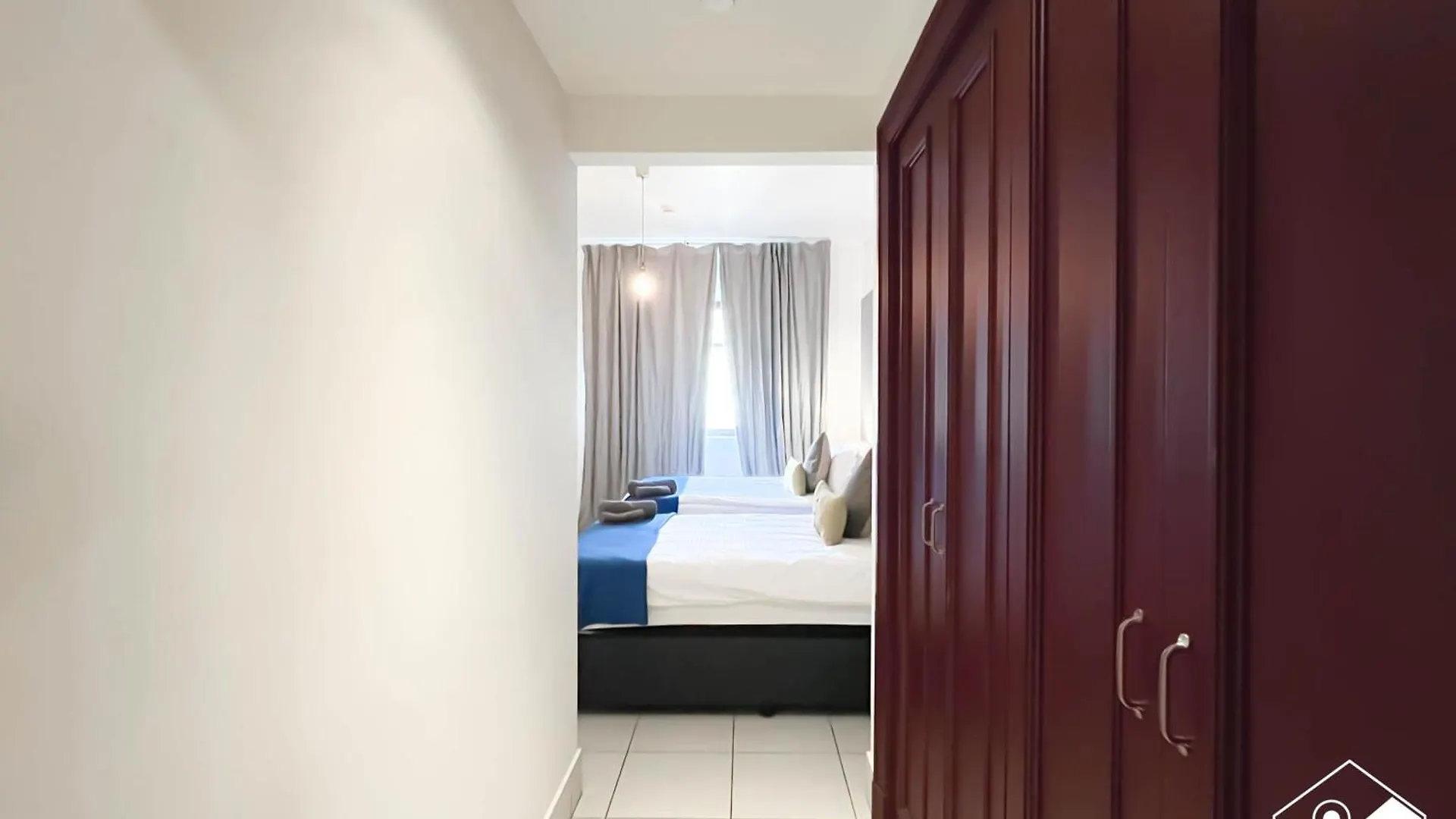 Burj Views From Balcony L Chic 2Br In Downtown Apartment Dubai